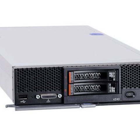 Lenovo Flex System x240 serveur 6,4 To 2,5 GHz 8 Go Famille Intel® Xeon® E5 V2